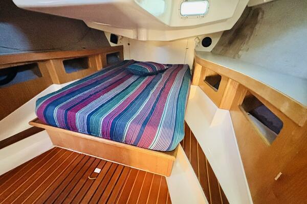 ORION 37ft Hunter Yacht For Sale