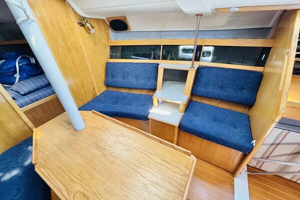 ORION 37ft Hunter Yacht For Sale