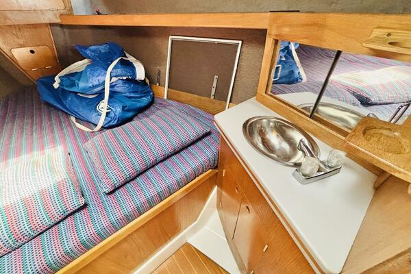 ORION 37ft Hunter Yacht For Sale