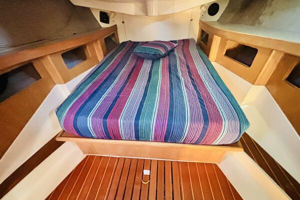 ORION 37ft Hunter Yacht For Sale