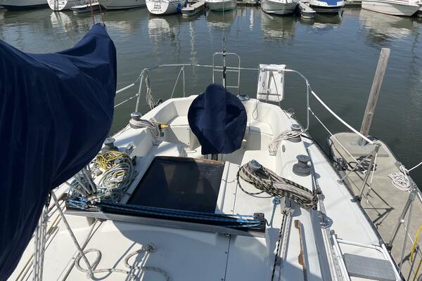 34ft C amp C Yacht For Sale 34ft C amp C Yacht For Sale