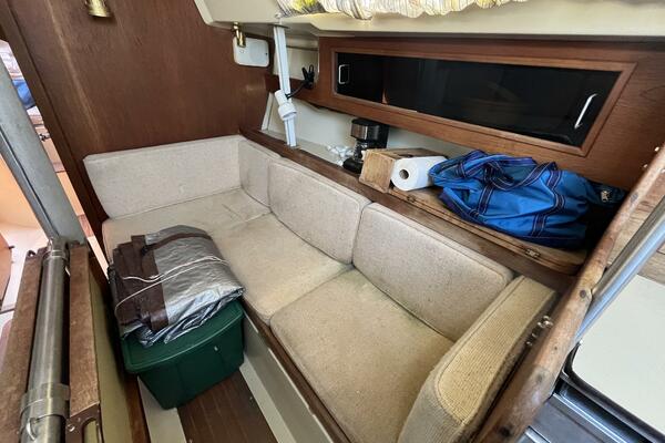 34ft C amp C Yacht For Sale 34ft C amp C Yacht For Sale
