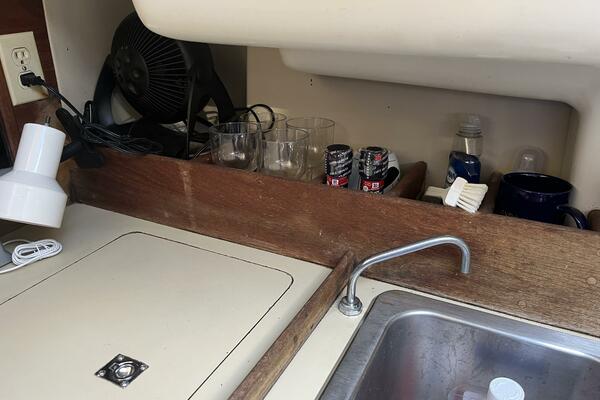 34ft C amp C Yacht For Sale 34ft C amp C Yacht For Sale