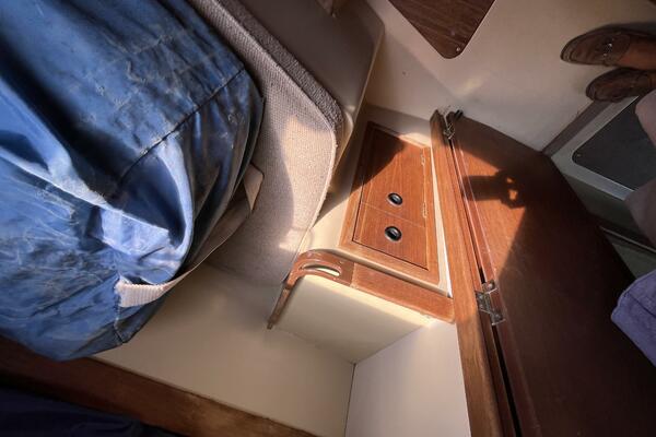34ft C amp C Yacht For Sale 34ft C amp C Yacht For Sale