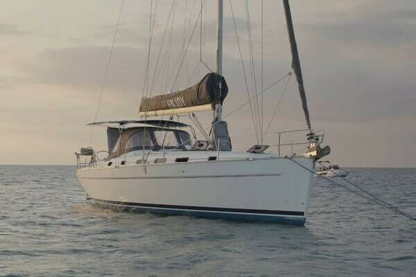 42-ft-Beneteau-2007-Cyclades 443-Enjoy Manly Queensland Australia  yacht for sale