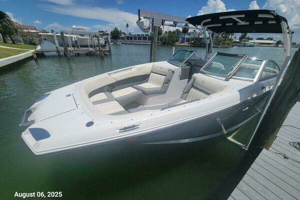 Photo of the 2018 Cobalt 26SD