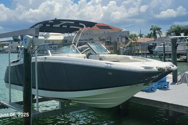 26-ft-Cobalt-2018-26SD-Clearwater Florida United States yacht for sale