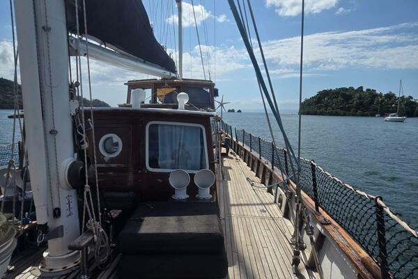 The Impossible Machine 66ft Custom Yacht For Sale