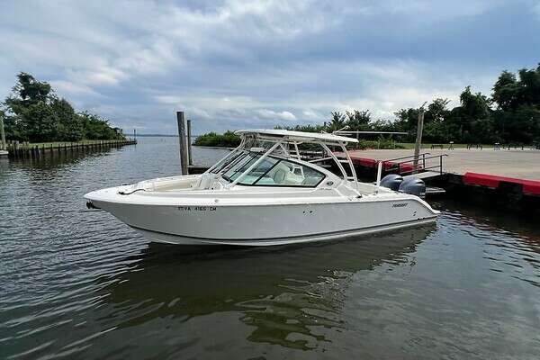 26-ft-Pursuit-2021-266 DC-Fighting Irish Woodbridge Virginia United States  yacht for sale