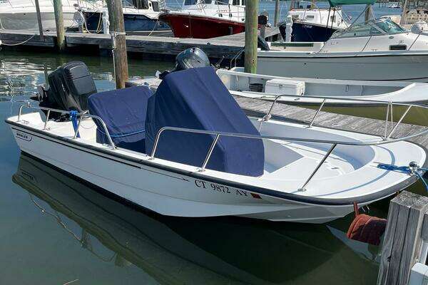 Photo of the 2004 Boston Whaler 