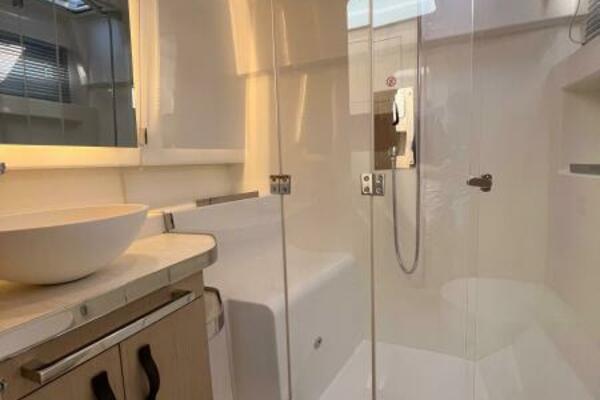 39ft Four Winns Yacht For Sale