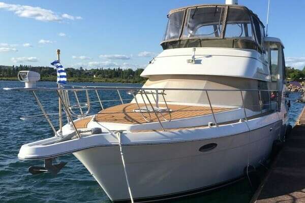 44-ft-Carver-2000-404- Superior Wisconsin United States  yacht for sale