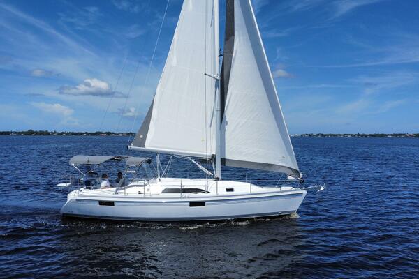 35ft Catalina Yacht For Sale