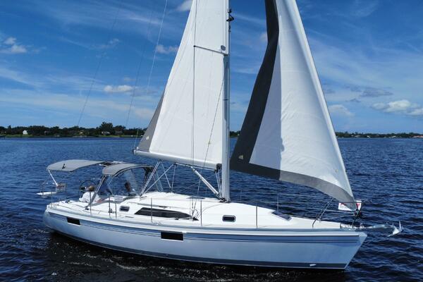 35ft Catalina Yacht For Sale