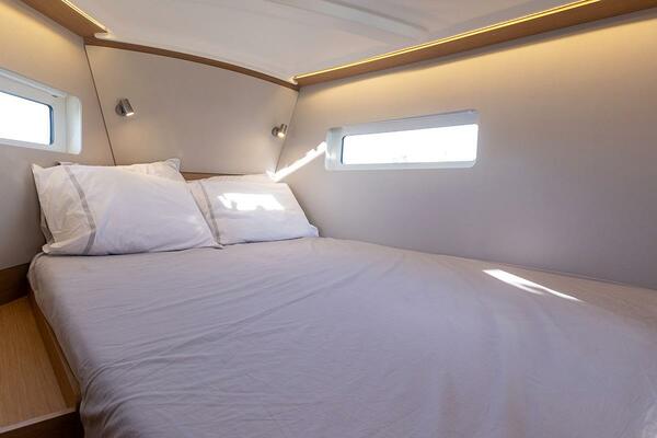 38ft Jeanneau Yacht For Sale