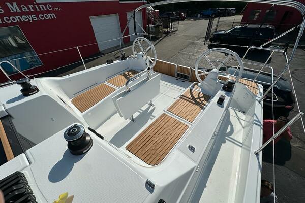 38ft Jeanneau Yacht For Sale