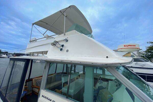 1977 Bertram 42