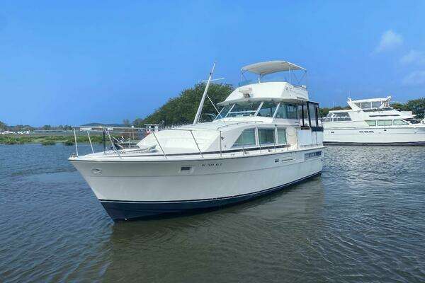 42-ft-Bertram-1977-42 Motor Yacht- Redwing Minnesota United States  yacht for sale