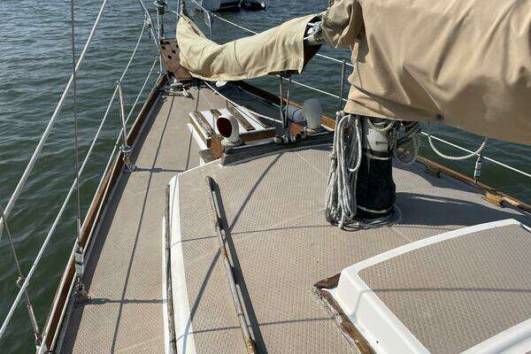 Photo of the 1979 Shannon 28 Cutter "DOVE"