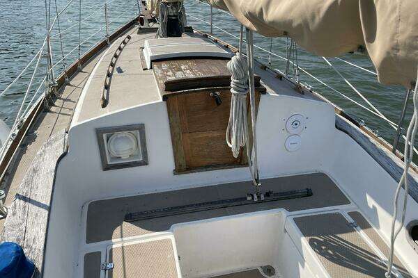 Photo of the 1979 Shannon 28 Cutter "DOVE"