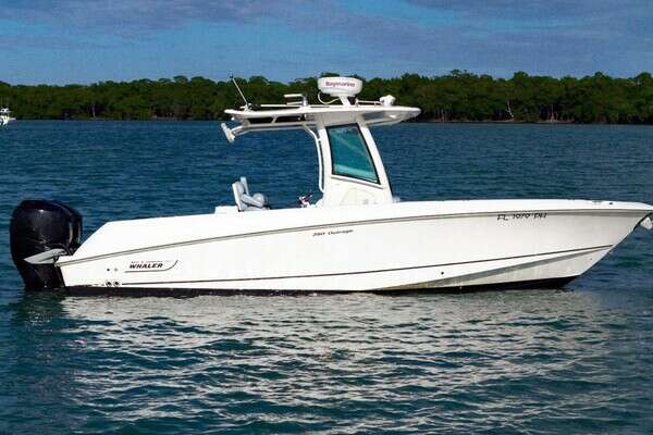 28-ft-Boston Whaler-2011-280 Outrage-Key Biscayne Florida United States yacht for sale
