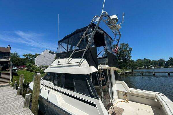 Photo of the 1990 Silverton 34 Convertible "Sunny Side Up"