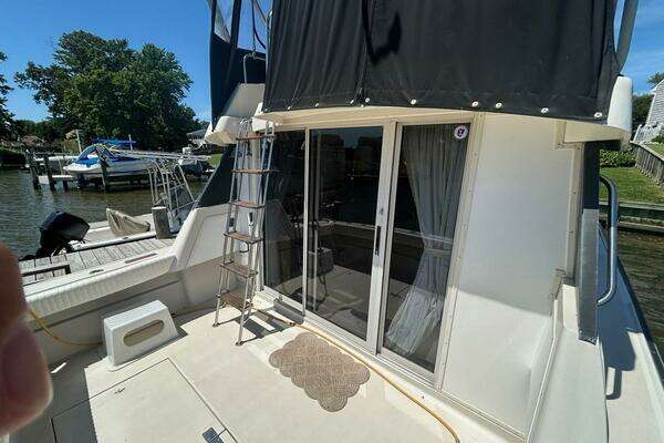 Photo of the 1990 Silverton 34 Convertible "Sunny Side Up"