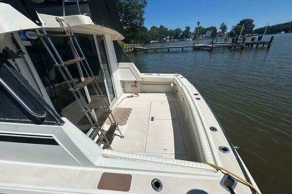 Photo of the 1990 Silverton 34 Convertible "Sunny Side Up"