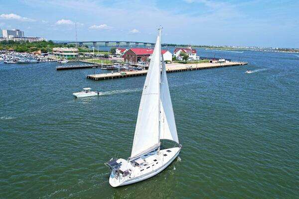 Photo of the 1991 Hunter  "Wind Kist"