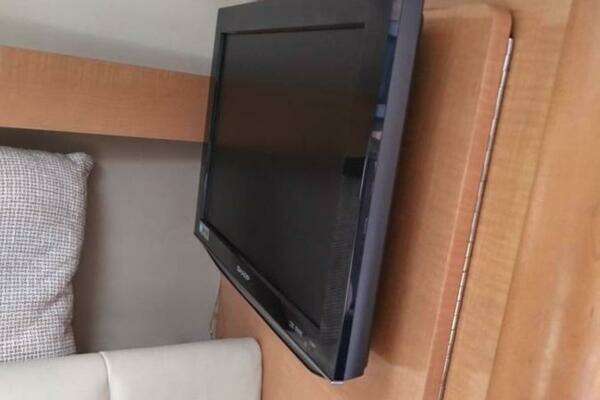 Photo of the 2009 Rinker 280 Express Cruiser