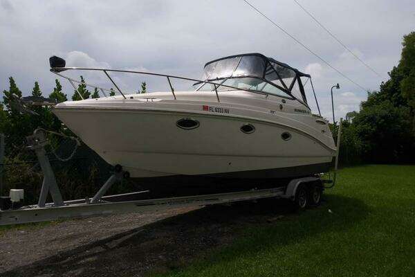 Photo of the 2009 Rinker 280 Express Cruiser