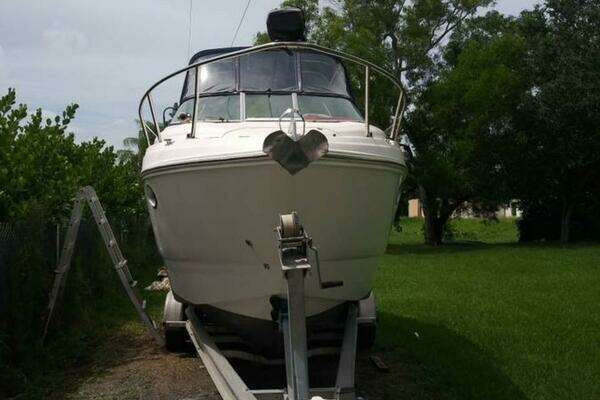 Photo of the 2009 Rinker 280 Express Cruiser