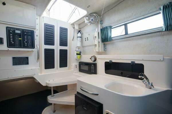 Photo of the 1997 Grady-White 300 Marlin "Crazy Lady"