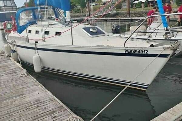 30-ft-CS-1987-30-Montague Prince Edward Island Canada yacht for sale