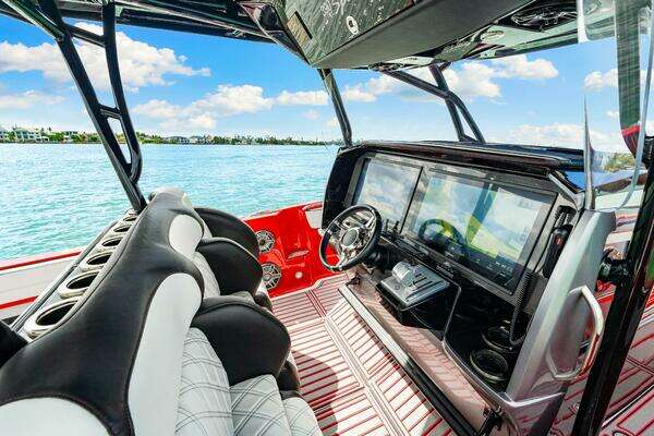 Nor-Tech 390 SS Yacht For Sale