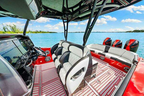 Nor-Tech 390 SS Yacht For Sale