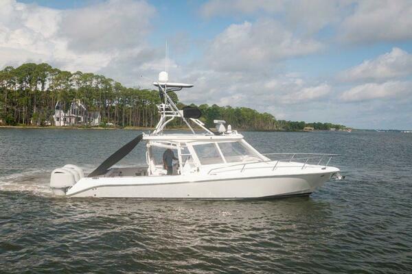 35ft Everglades Yacht For Sale