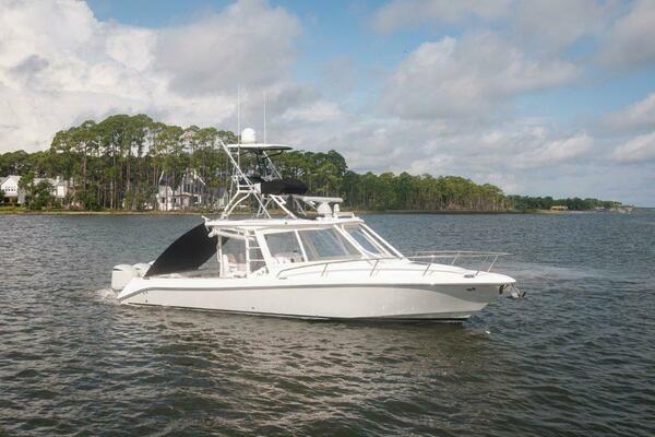 35ft Everglades Yacht For Sale