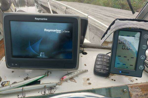 Photo of the 1986 Shamrock 20 Walkthrough "Messing About"