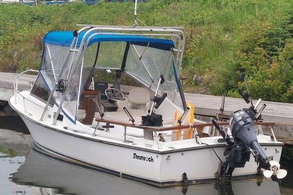 20-ft-Shamrock-1986-20 Walkthrough-Messing About Knife River Minnesota United States  yacht for sale