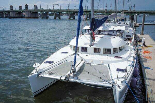 38-ft-Lagoon-2002-St Augustine yacht for sale