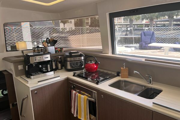 40ft Bali Yacht For Sale 40ft Bali Yacht For Sale