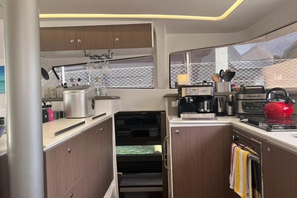 40ft Bali Yacht For Sale 40ft Bali Yacht For Sale