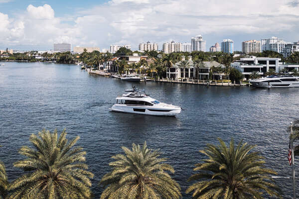 68-ft-Azimut-2026-Fly 68-Pompano Beach Florida United States yacht for sale