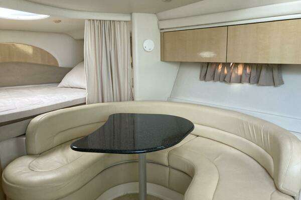 Photo of the 2000 Maxum 3500 SCR "Mare Vita"