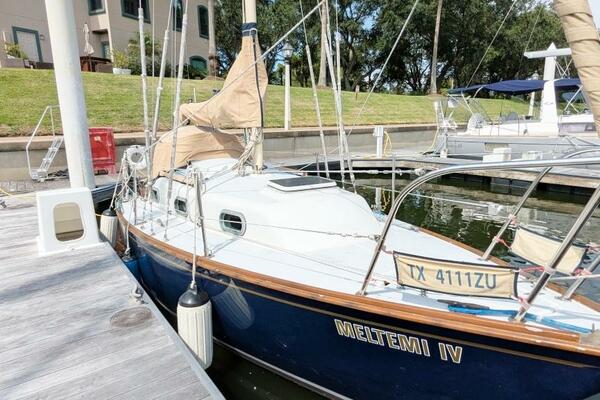 Meltemi IV 25ft Cape Dory Yacht For Sale