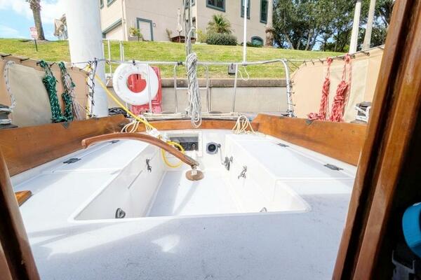 Meltemi IV 25ft Cape Dory Yacht For Sale