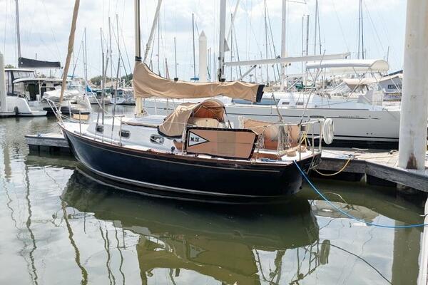 Meltemi IV 25ft Cape Dory Yacht For Sale