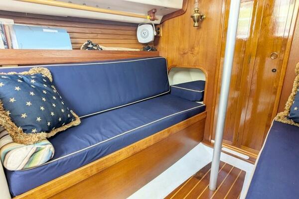 Meltemi IV 25ft Cape Dory Yacht For Sale