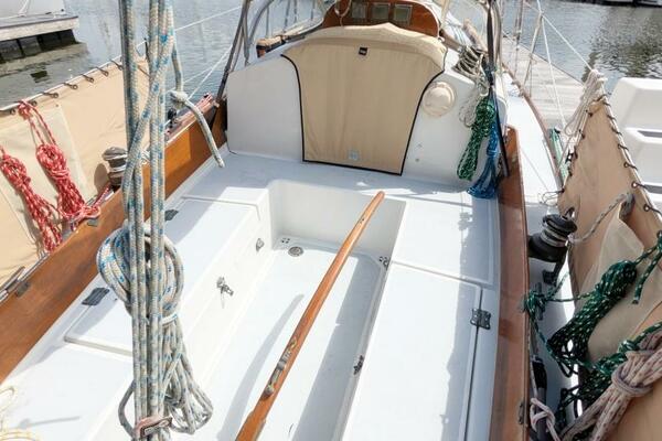 Meltemi IV 25ft Cape Dory Yacht For Sale